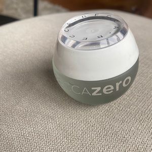 Becca Zero No Pigment Virtual Foundation 1 fl.oz